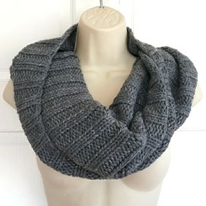 New York and Company infinity scarf in gray and silver